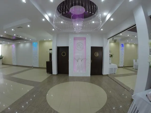 Karczma Kaszubska بيت ريفي كوساكوفو